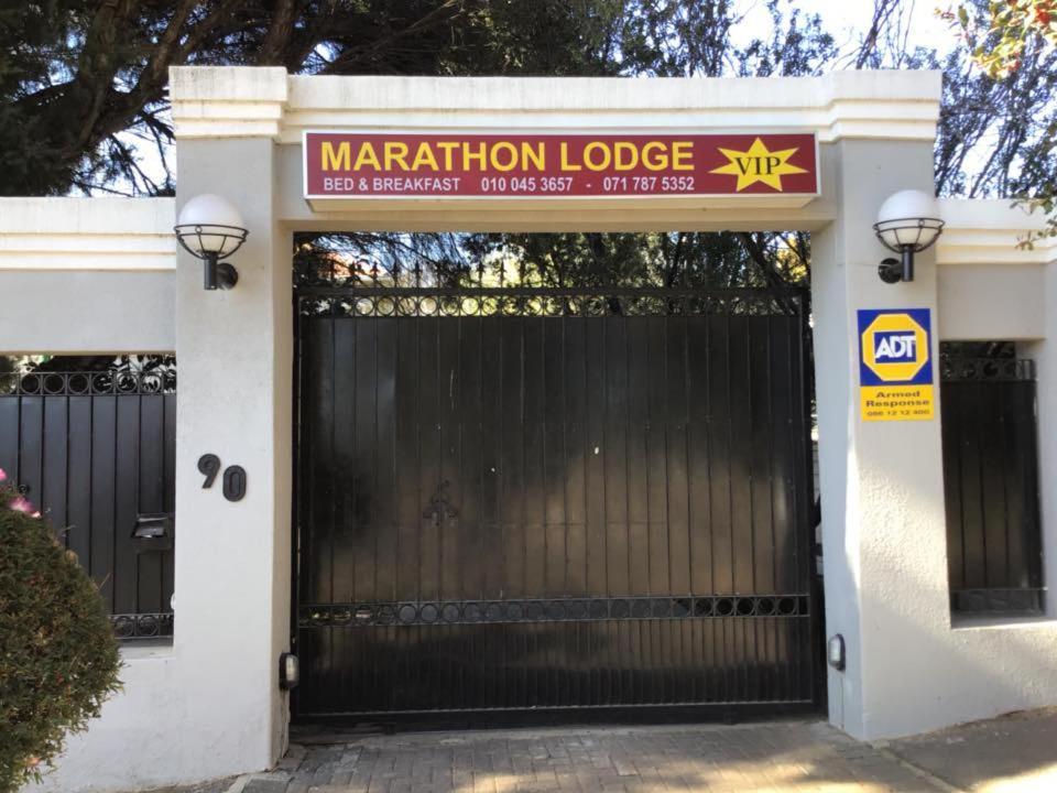 Marathon Lodge Vip Johannesburg Esterno foto